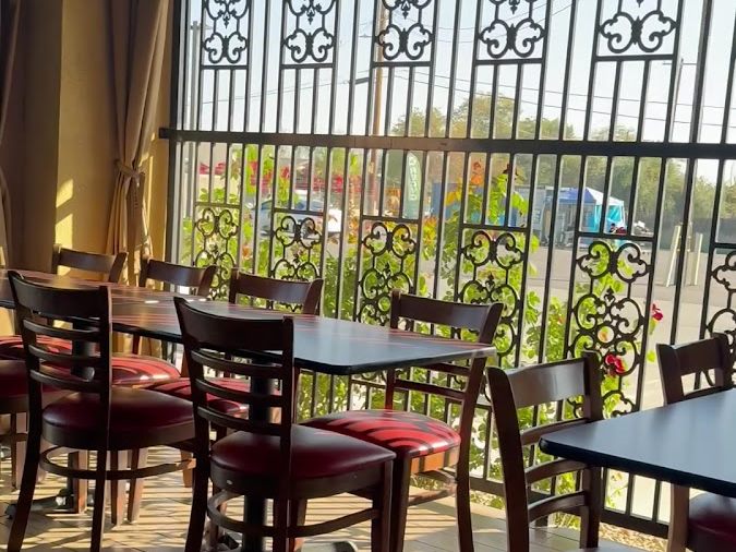 Mariscos "La Cazuela" interior